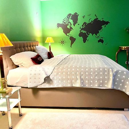 Doppelzimmer Gartenblick Villa Julian Aurich Extérieur photo